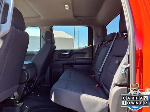 Used 2022 Chevrolet Silverado 1500 Custom w/ LPO, Blackout Package RWD image 13