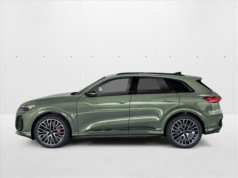 New 2026 Audi SQ5 Prestige AWD/4WD image 2