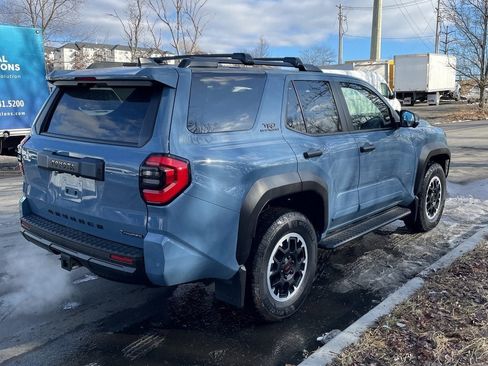 Used 2025 Toyota 4Runner TRD Off-Road Premium image 5