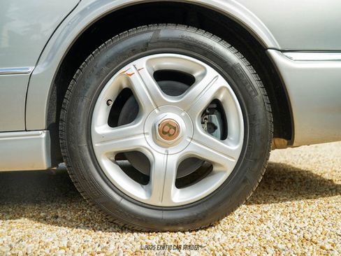 Used 2003 Bentley Arnage R RWD image 80