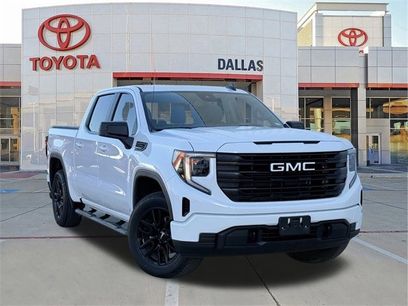 Used 2025 GMC Sierra 1500 Pro w/ Graphite Edition