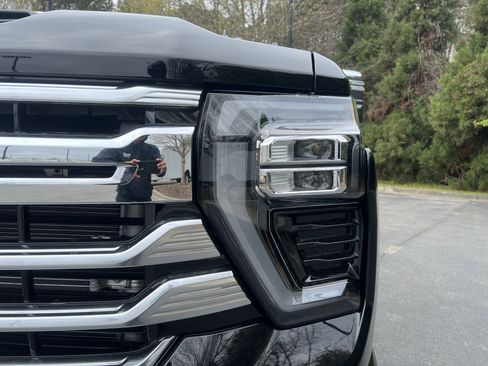 New 2026 Chevrolet Silverado 2500 High Country w/ Technology Package AWD/4WD image 14