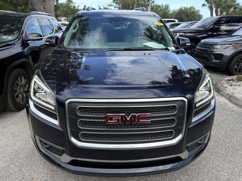 Used 2017 GMC Acadia Limited SLT FWD image 2