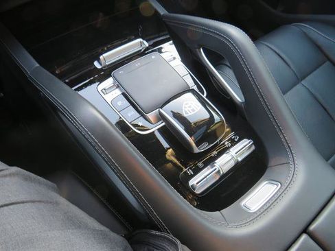 Certified 2022 Mercedes-Benz Maybach GLS 600 4MATIC image 17