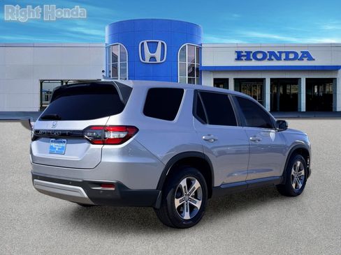 Used 2024 Honda Pilot EX-L image 7