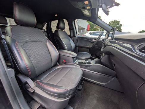 Used 2025 Ford Escape ST-Line AWD/4WD image 30