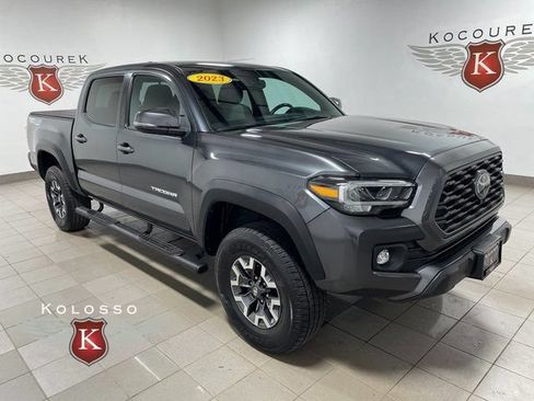 Used 2023 Toyota Tacoma TRD Off-Road w/ Advanced Technology Package AWD/4WD image 1