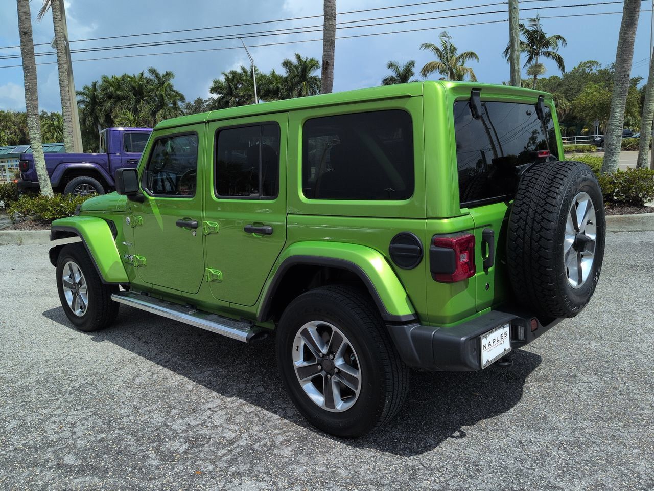 Used 2019 Jeep Wrangler Unlimited Sahara AWD/4WD image 7