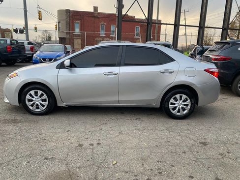 Used 2014 Toyota Corolla LE image 10