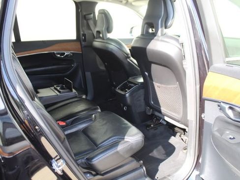 Used 2018 Volvo XC90 T6 Inscription image 41