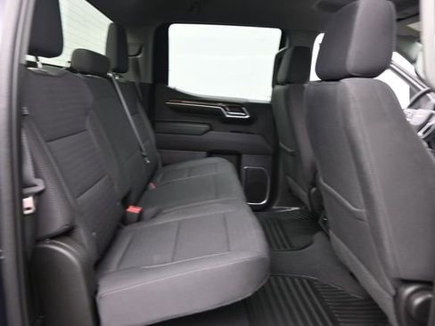 Used 2022 Chevrolet Silverado 1500 LT w/ Z71 Off-Road Package AWD/4WD image 27