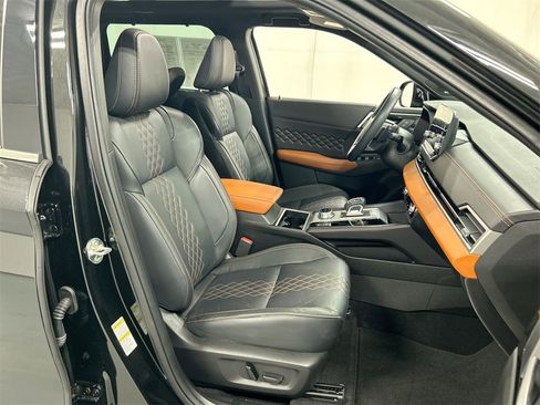 Used 2023 Mitsubishi Outlander SEL 40th Anniversary image 25
