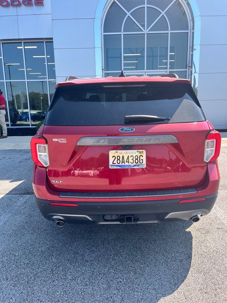 Used 2022 Ford Explorer XLT w/ Equipment Group 202A RWD image 16