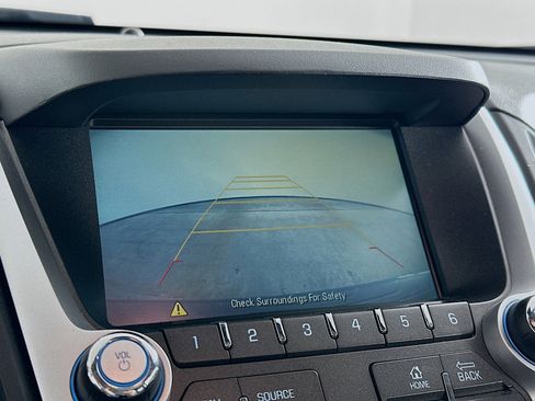 Used 2017 Chevrolet Equinox LT w/ Convenience Package image 22