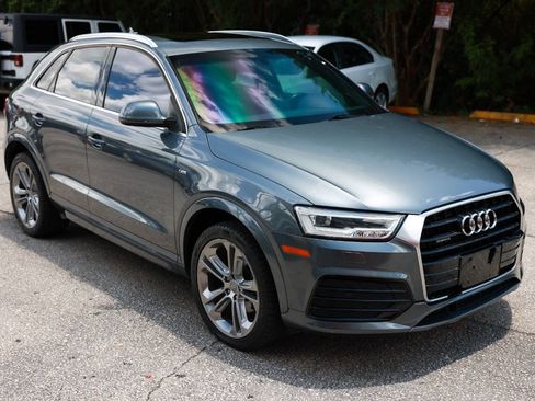 Used 2017 Audi Q3 2.0T Prestige w/ Prestige Package AWD/4WD image 8