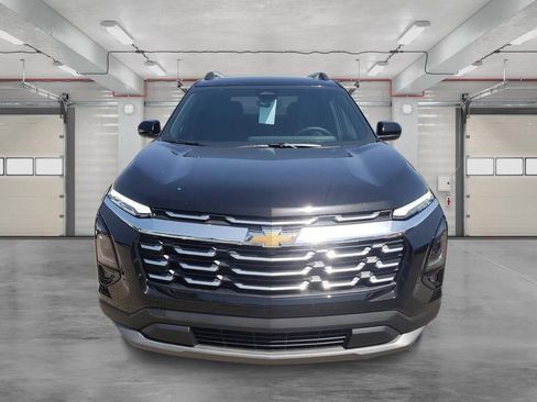New 2027 Chevrolet Equinox LT w/ Convenience Package II AWD/4WD image 9