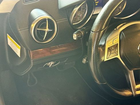 Used 2013 Mercedes-Benz SL 550 SL 550 w/ Premium Pkg image 11