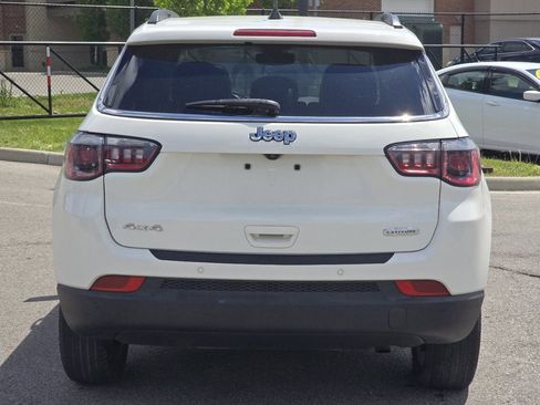 Used 2018 Jeep Compass Latitude w/ Popular Equipment Group image 14