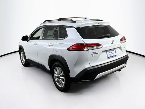 Used 2024 Toyota Corolla Cross LE w/ Moonroof Package AWD/4WD image 7