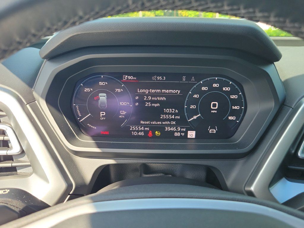 Used 2023 Audi Q4 e-tron Premium Plus w/ Premium Plus RWD image 29