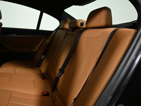 Certified 2022 BMW 540i xDrive w/ M Sport Package image 4