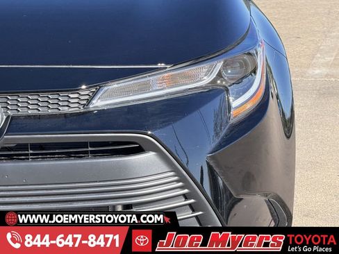 Certified 2026 Toyota Corolla LE image 4