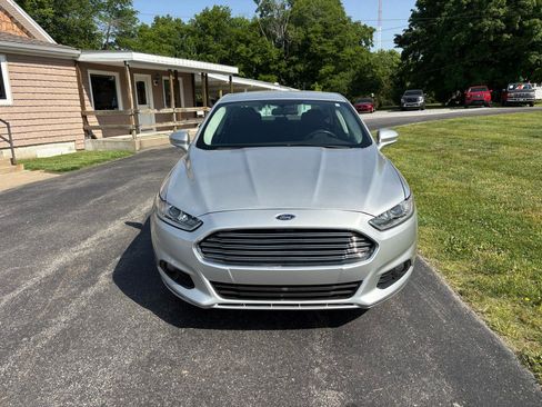 Used 2015 Ford Fusion SE w/ Equipment Group 201A FWD image 6