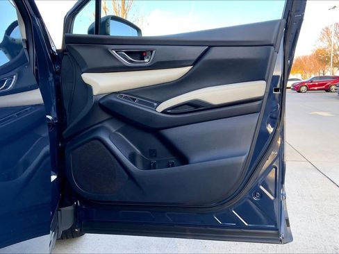 Used 2024 Subaru Ascent Limited image 21