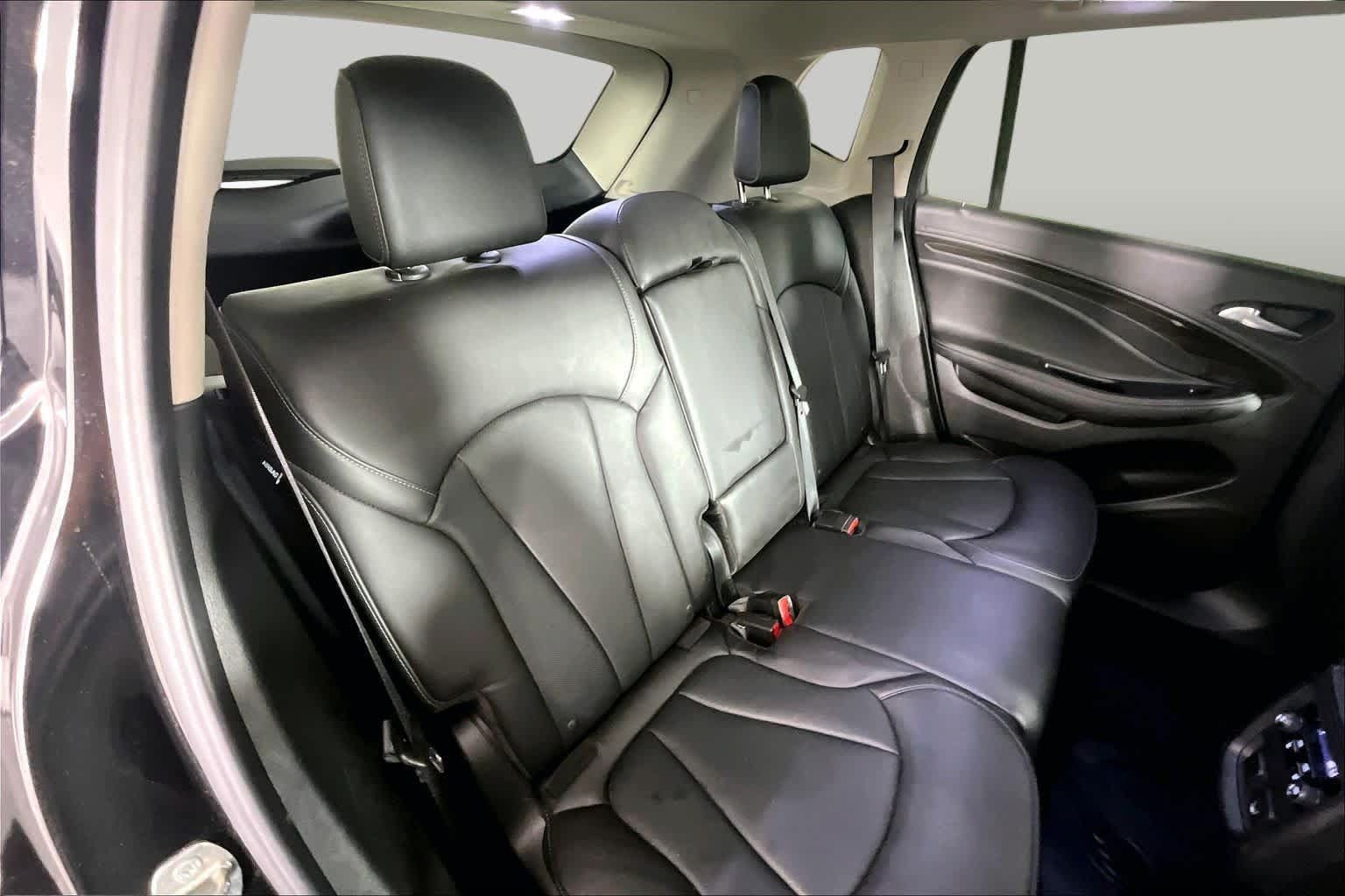 Certified 2020 Buick Envision Essence FWD image 19