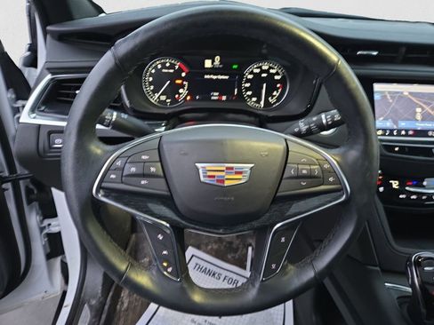 Certified 2024 Cadillac XT5 Premium Luxury image 18