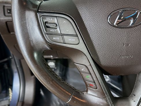 Used 2018 Hyundai Santa Fe Sport image 14