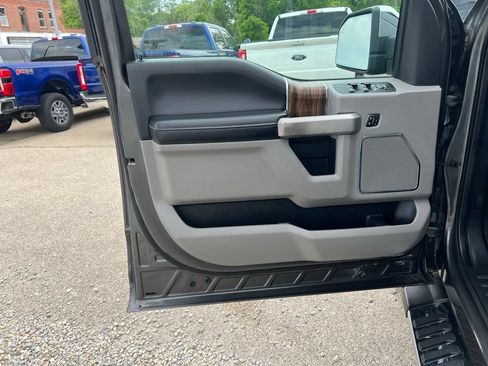 Used 2020 Ford F150 Lariat AWD/4WD image 11