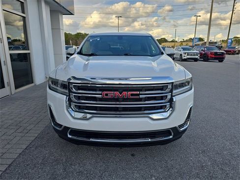 Certified 2020 GMC Acadia SLE image 2