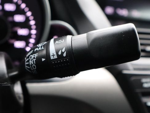 Used 2012 Acura TL SH-AWD image 33