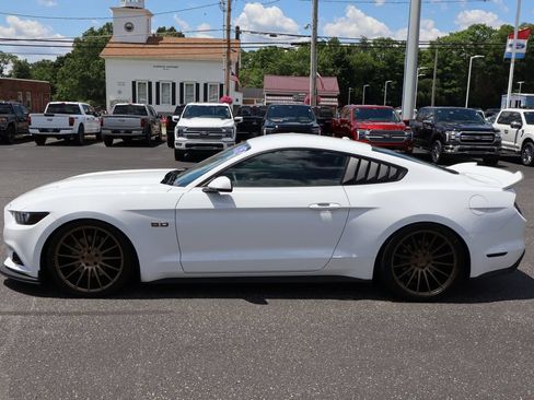 Used 2015 Ford Mustang GT Premium w/ Equipment Group 401A RWD image 15