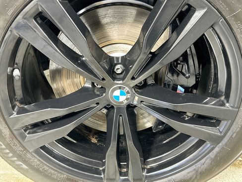Used 2025 BMW X7 M60i AWD/4WD image 34