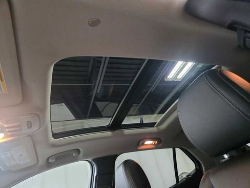 Used 2020 Buick Encore GX Essence w/ Experience Buick Package image 16