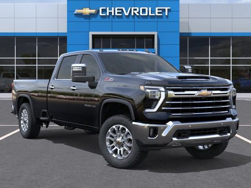 New 2026 Chevrolet Silverado 3500 LTZ w/ LTZ Plus Package AWD/4WD image 7