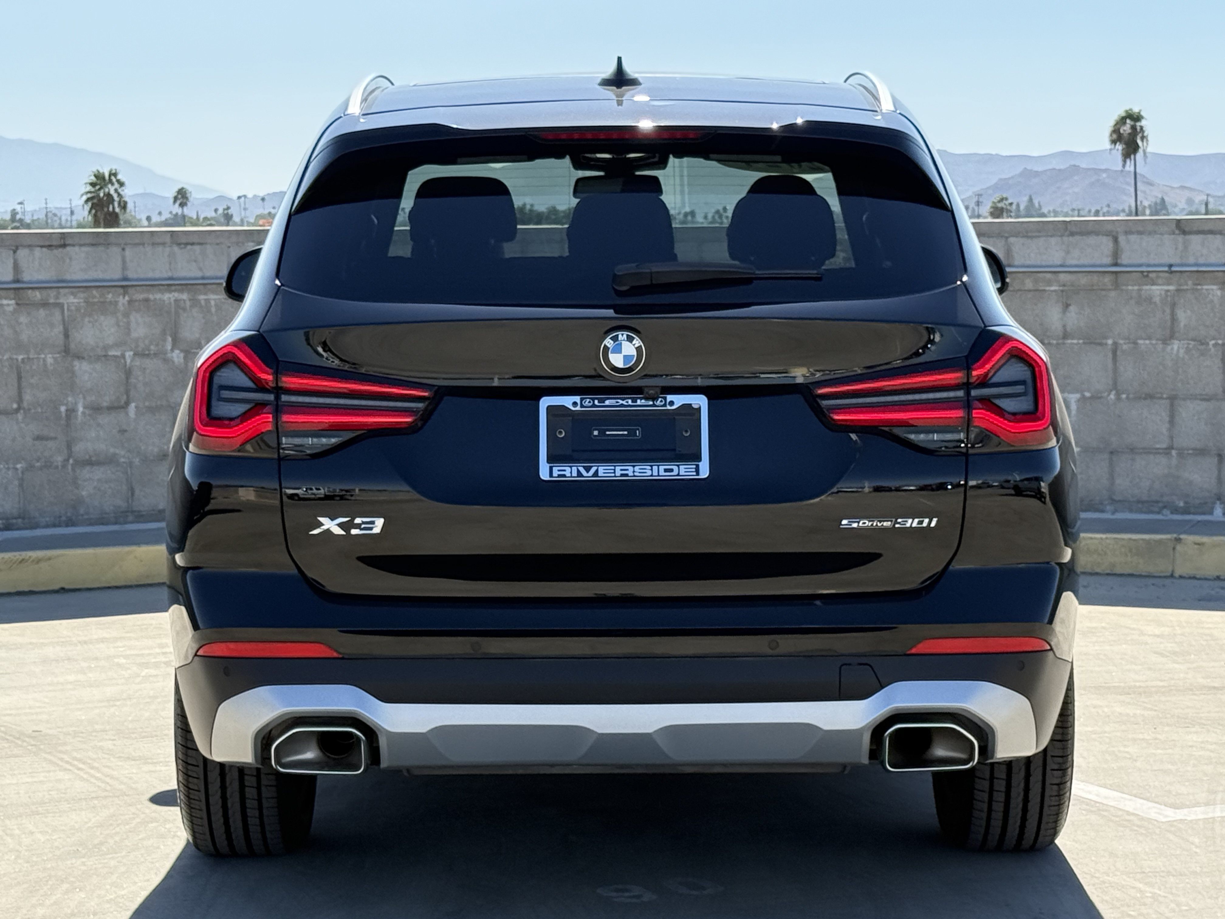 Used 2024 BMW X3 sDrive30i w/ Premium Package w/ZPA RWD image 11