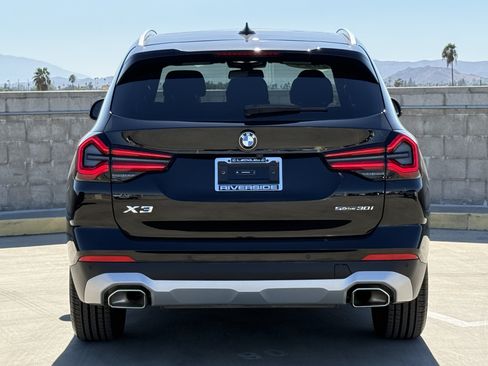 Used 2024 BMW X3 sDrive30i w/ Premium Package w/ZPA RWD image 11
