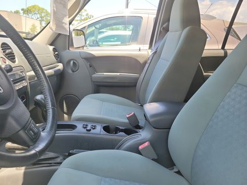 Used 2006 Jeep Liberty Sport AWD/4WD image 8