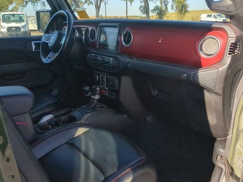Used 2021 Jeep Gladiator Rubicon image 18