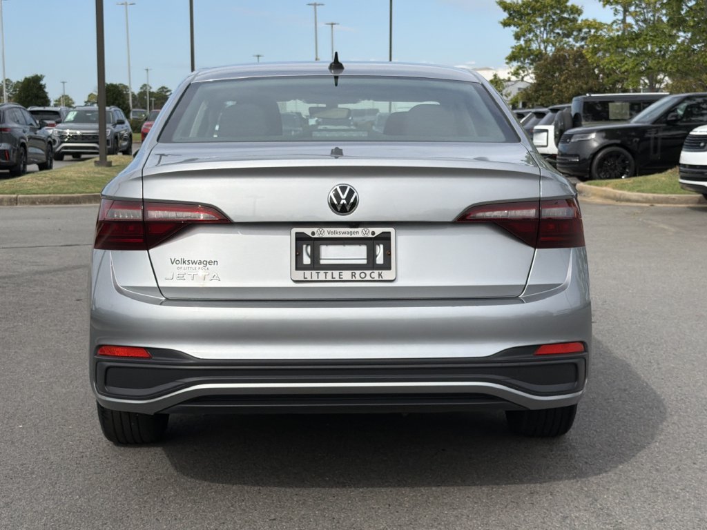 Used 2023 Volkswagen Jetta S FWD image 4