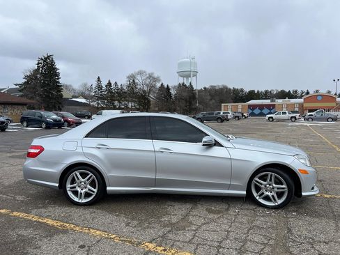 Used 2013 Mercedes-Benz E 350 E350 4MATIC Sedan image 9