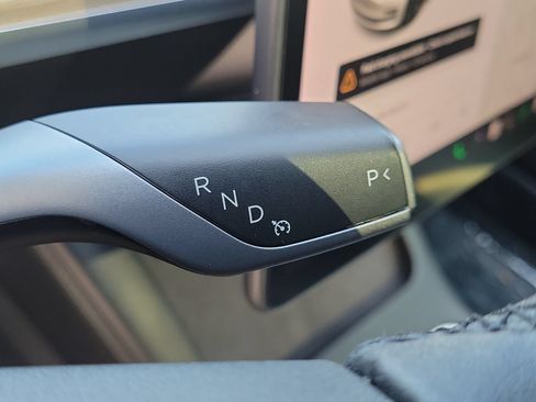 Used 2021 Tesla Model 3 Standard Range Plus RWD image 19