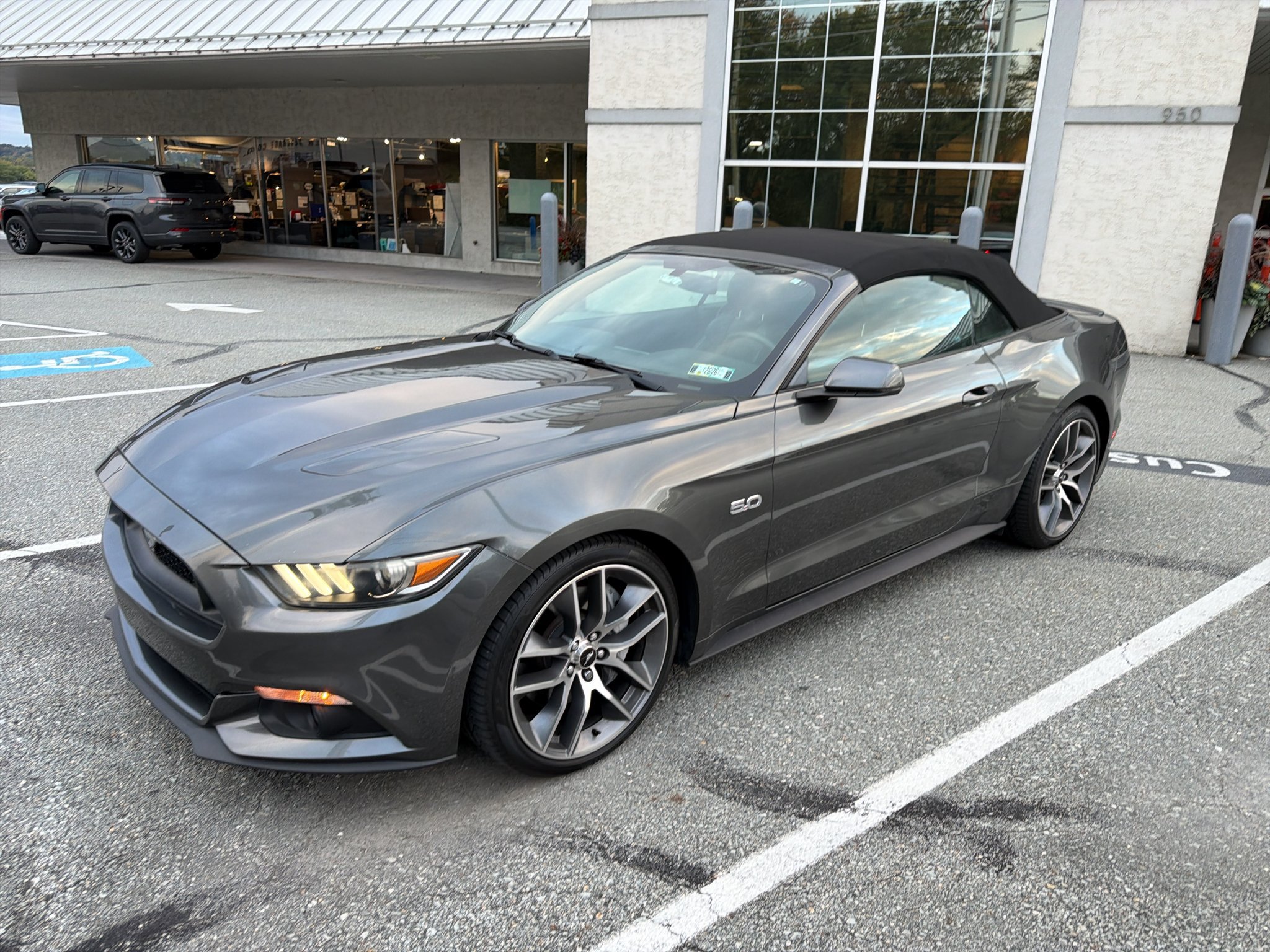 Used 2015 Ford Mustang GT Premium RWD image 2