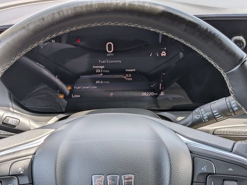 Used 2024 Buick Encore GX Avenir w/ Avenir Technology Package FWD image 21