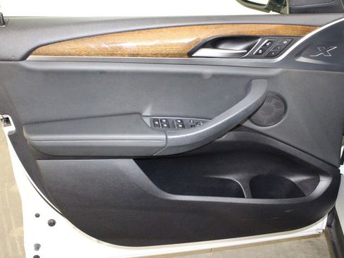 Used 2019 BMW X3 sDrive30i w/ Driving Assistance Package image 16