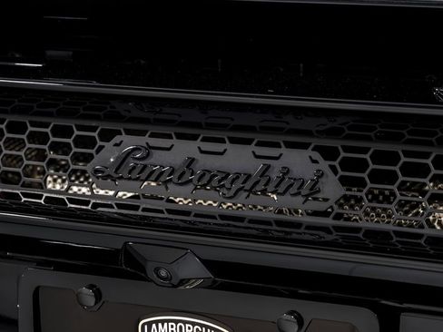 Used 2023 Lamborghini Huracan Tecnica image 51