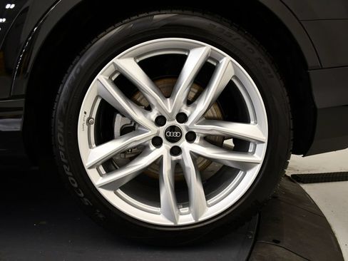 Used 2025 Audi Q7 3.0T Premium Plus w/ Premium Plus Package AWD/4WD image 14